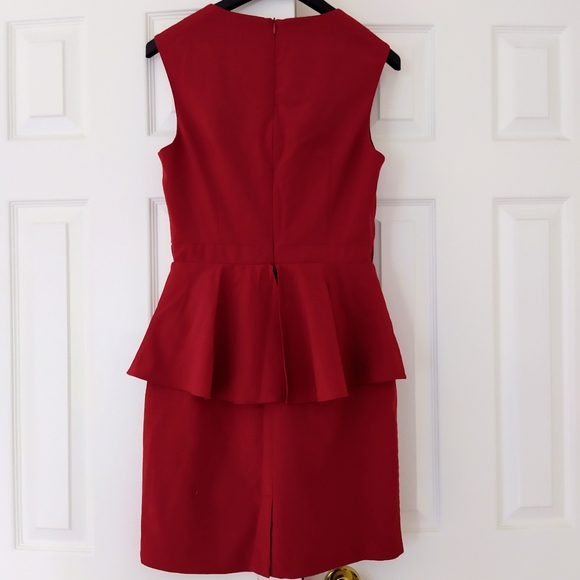 Red Sleeveless Peplum Dress - Picture 3 of 8